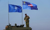 НАТО демонстрирует свое влияние посредством учений и приема в члены альянса