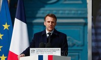 Франция оставила открытой возможность вести диалог с Россией по Украине 