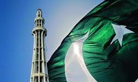 ភាពតានតឹងរវាងនាយករដ្ឋមន្រ្តី Pakistan ជាមួយកងទ័ពកំពុង បញ្ឈបជាបណ្តើៗ។ 