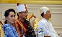 美国对缅甸政治转型进程表示欢迎