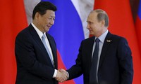俄罗斯与中国签署30多份合作协议