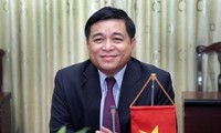 越南计划投资部部长阮志勇访问美国