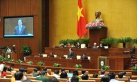 越南全国选民高度评价教育培训部部长冯春雅回答质询的内容