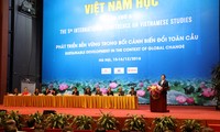 越南政府副总理武德担出席第五次越南学国际研讨会