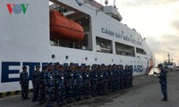 越南海警8004号船访问中国