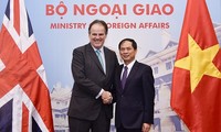 英国外交部亚太事务国务大臣马克·菲尔德称赞越南的发展潜力