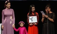 越南电影《第三个妻子》在开罗国际电影节获奖