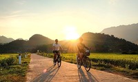 到访越南的国际游客数量8月继续猛增