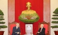 អគ្គលេខាបក្សលោក Nguyen Phu Trong ទទួលជួបជាមួយប្រធានាធិបតីសាធារណរដ្ឋឆែក លោក Milos Zeman