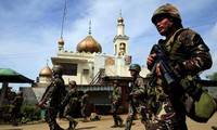 ហ្វីលីពីនកម្ទេចចោលឧបាយកលធំរបស់ខ្មាន់កាំភ្លើងនៅ Marawi