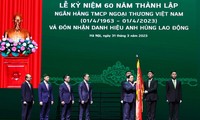 នាយករដ្ឋមន្ត្រី លោក Pham Minh Chinh៖ ធនាគារ Vietcombank ត្រូវលើកកម្ពស់តួនាទីសំខាន់របស់ខ្លួន