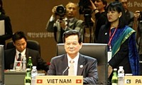 Thủ tướng Nguyễn Tấn Dũng dự Hội nghị Cấp cao ASEAN lần thứ 20