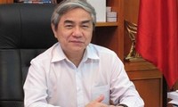 Bộ trưởng Bộ Khoa học và Công nghệ Nguyễn Quân đối thoại trực tuyến