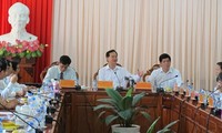 Thủ tướng Nguyễn Tấn Dũng làm việc tại tỉnh Hậu Giang