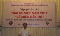 Trại hè Việt Nam 2012 - Về miền Đất Đỏ