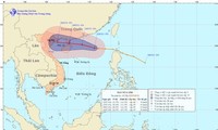 Tin bão trên biển Đông: Áp thấp nhiệt đới đã mạnh lên thành bão