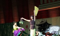 Biểu diễn ca múa nhạc dân tộc Việt Nam tại Pháp