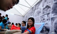 Hơn 500 tình nguyện viên thành phố HCM tham gia hiến máu nhân đạo