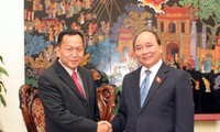 Phó Thủ tướng Nguyễn Xuân Phúc tiếp đoàn cấp cao Thông tấn xã Lào