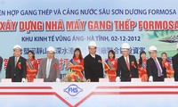 Thủ tướng Nguyễn Tấn Dũng thăm và làm việc tại Hà Tĩnh