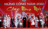 Thành đoàn Hà Nội mừng công năm 2012
