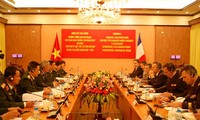 Kỳ họp thứ 3 Ủy ban hỗn hợp về hợp tác quốc phòng Việt - Pháp 