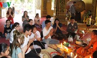 Sinh viên Lào, Thái Lan rộn ràng đón Tết cổ truyền