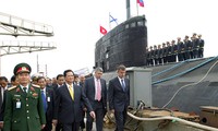 Thủ tướng Nguyễn Tấn Dũng tiếp tục chuyến thăm Nga