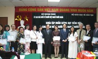 Hiệu quả từ khóa tập huấn giảng dạy tiếng Việt cho giáo viên người Việt ở nước ngoài 