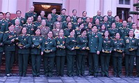 Bộ Quốc phòng gặp mặt Ban Liên lạc đơn vị nữ lái xe Trường Sơn