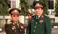 Đoàn đại biểu cấp cao Bộ Quốc phòng Việt Nam thăm Lào