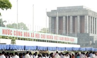 Hơn 39.000 lượt người vào Lăng viếng Chủ tịch Hồ Chí Minh dịp Tết Giáp Ngọ 