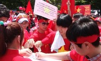 Cộng đồng người Việt phía Nam Hàn Quốc quyên góp ủng hộ Chương trình "Góp sức bảo vệ Biển Đông"
