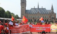 Việt Nam và cộng đồng quốc tế yêu cầu Trung quốc tuân thủ luật pháp quốc tế