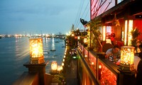 Ấn tượng Đêm Thuyền đăng tại Thành phố Hồ Chí Minh