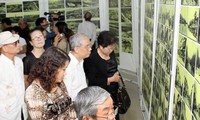 Trên 600 tài liệu, hiện vật hiến tặng cho Bảo tàng Hà Nội