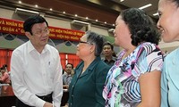 Chủ tịch nước Trương Tấn Sang tiếp xúc cử tri Quận 4, Thành phố Hồ Chí Minh