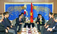 Thủ tướng Nguyễn Tấn Dũng tiếp Thị trưởng Busan (Hàn Quốc)