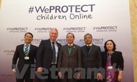 Việt Nam dự hội nghị cấp cao tại Anh về bảo vệ trẻ em trực tuyến