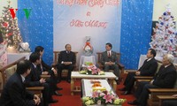 Phó Thủ tướng Nguyễn Xuân Phúc chúc mừng Giáng sinh giáo dân thành phố Hà Nội