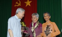 Tổng Bí thư Nguyễn Ph­ú Trọng làm việc với lãnh đạo tỉnh Sóc Trăng