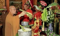 Các hoạt động mừng Tết Chôl Chnăm Thmây của đồng bào Khmer Nam bộ
