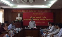 Kiều bào tại Lào đóng góp cho dự thảo văn kiện Đại hội Đảng XII