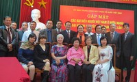Ủy ban Trung ương MTTQ Việt Nam gặp mặt đoàn kiều bào tiêu biểu về dự Đại hội thi đua yêu nước