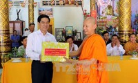 Ban Chỉ đạo Tây Nam Bộ chúc mừng đồng bào Khmer tỉnh Hậu Giang nhân dịp Tết Chôl Chnăm Thmây 