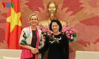 Chủ tịch Quốc hội Nguyễn Thị Kim Ngân tiếp Đại sứ Thụy Điển và Đại sứ Đan Mạch