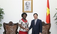Phó Thủ tướng, Bộ trưởng Bộ Ngoại giao Phạm Bình Minh tiếp Phó Chủ tịch Ngân hàng Thế giới Victoria 