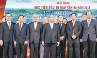 Thủ tướng Nguyễn Xuân Phúc: Hà Nam tạo điều kiện để doanh nghiệp trong, ngoài nước cùng phát triển