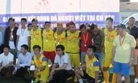 Sôi nổi vòng chung kết giải bóng đá người Việt Nam tại Cộng hòa Cezch