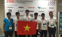 Việt Nam giành 2 Huy chương Vàng Olympic Tin học quốc tế 